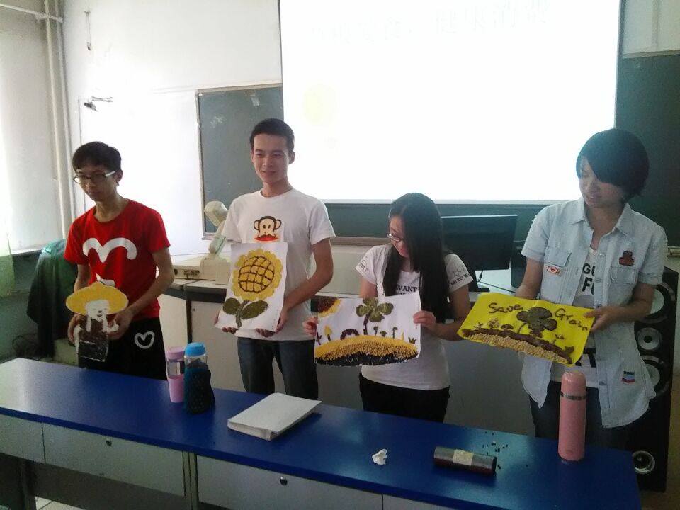 各个作品依次展示